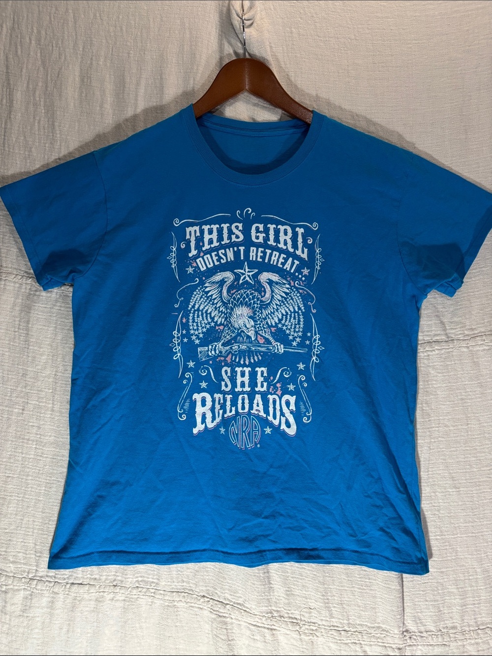 NRA This Girl Doesn’t Retreat She Reloads Graphic Tee Blue EUC